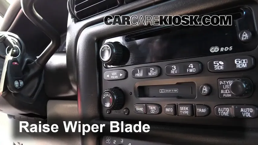 2004 Chevrolet Venture LS 3.4L V6 Windshield Wiper Blade (Front)